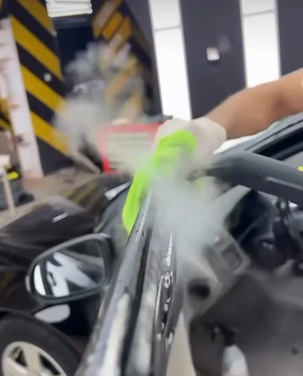 Controlled steam cleaning at entry points