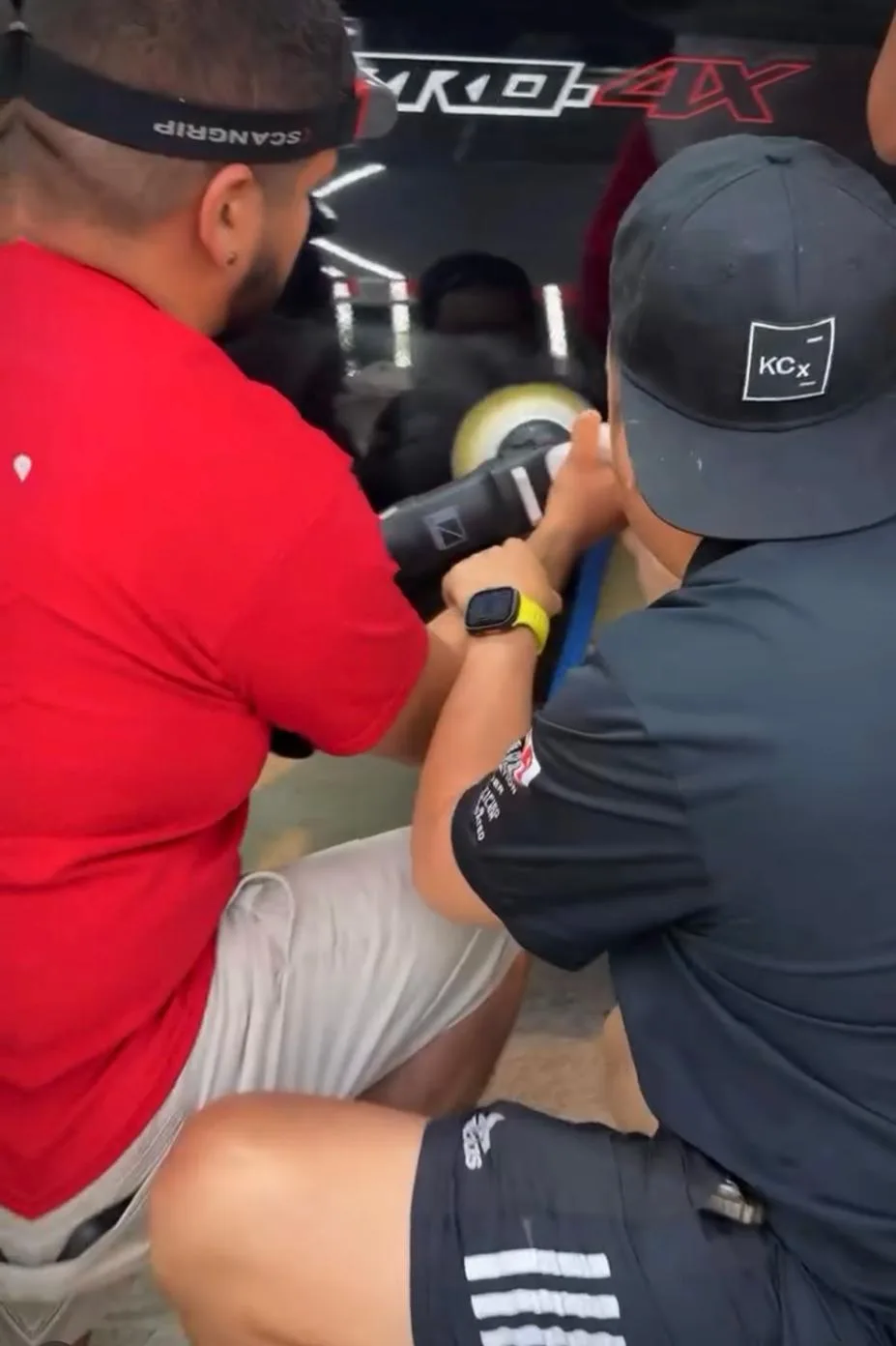 Hands-on machine-polishing training